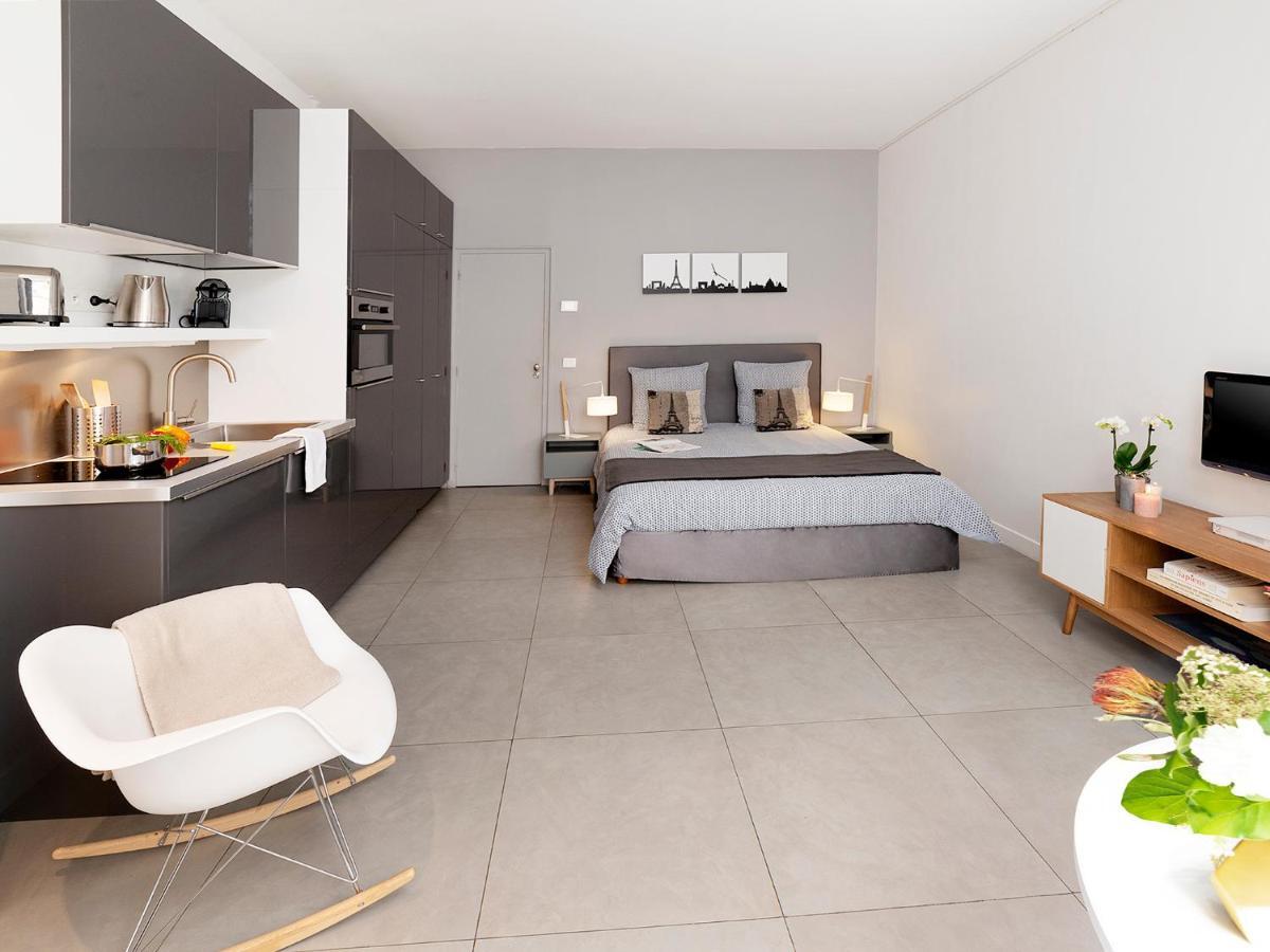 De Charme A Montmartre Apartment