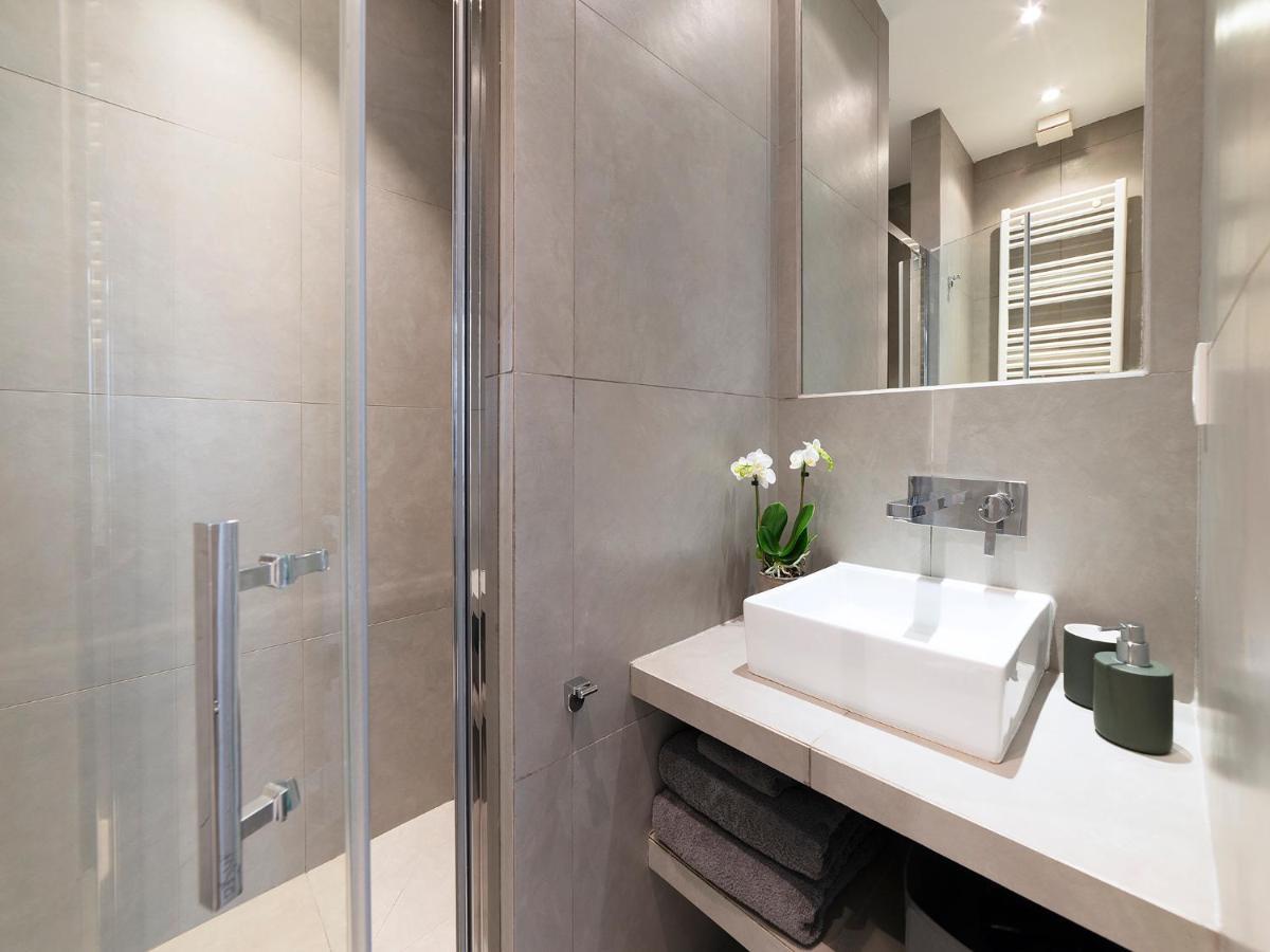 De Charme A Montmartre Apartment Paris