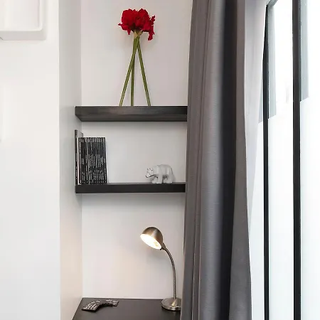 De Charme A Montmartre Apartment Paris